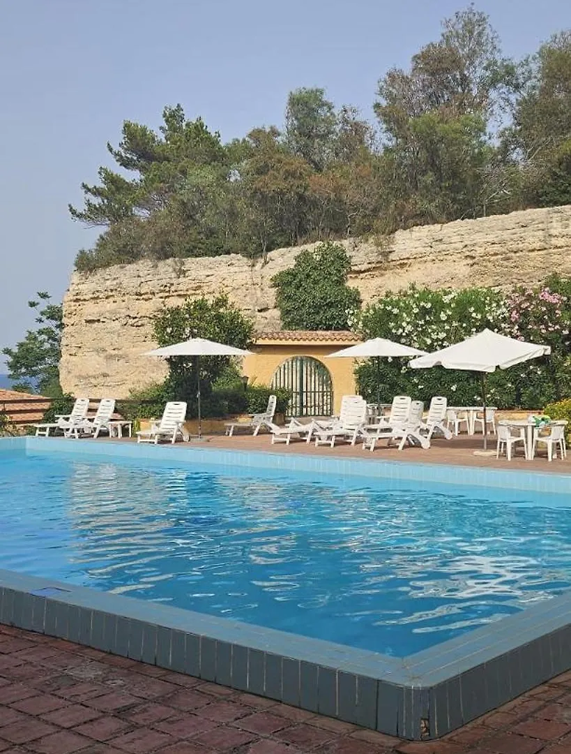 Summer Paradise Agnone Bagni Italia